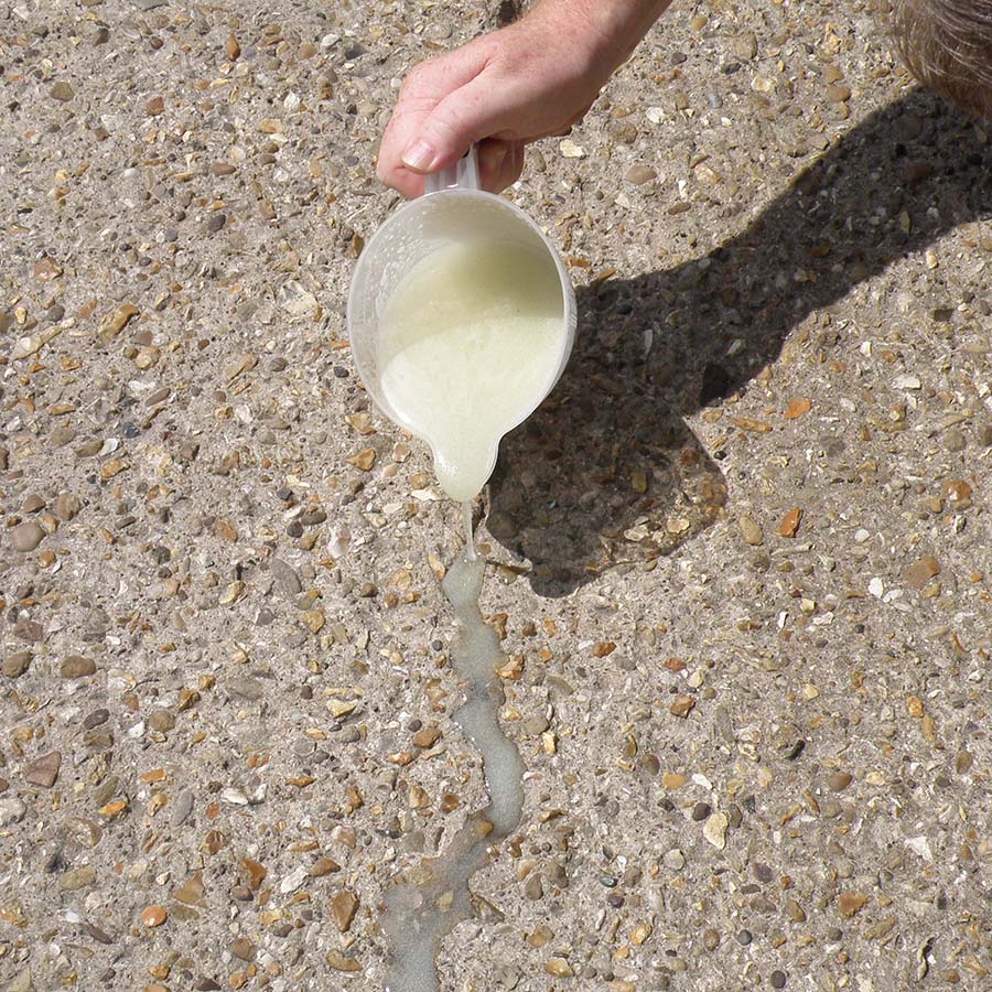 Pouring Jug - 2L - Image 3