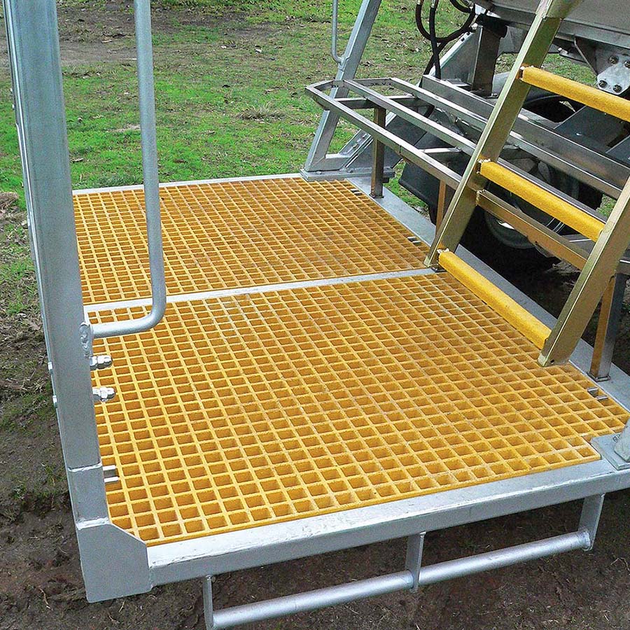 Duragrid yellow at the bottom of steps