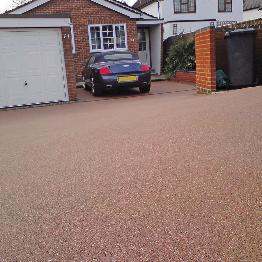 non-slip resin-bound pebbles in driveway