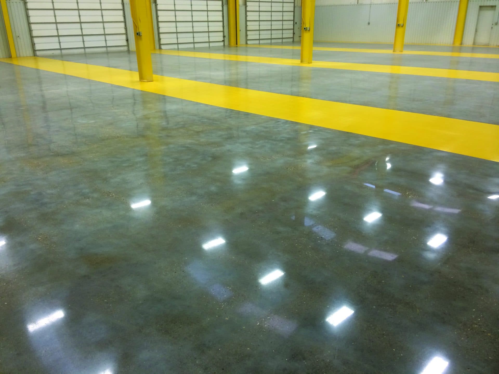 Clear epoxy floor paint