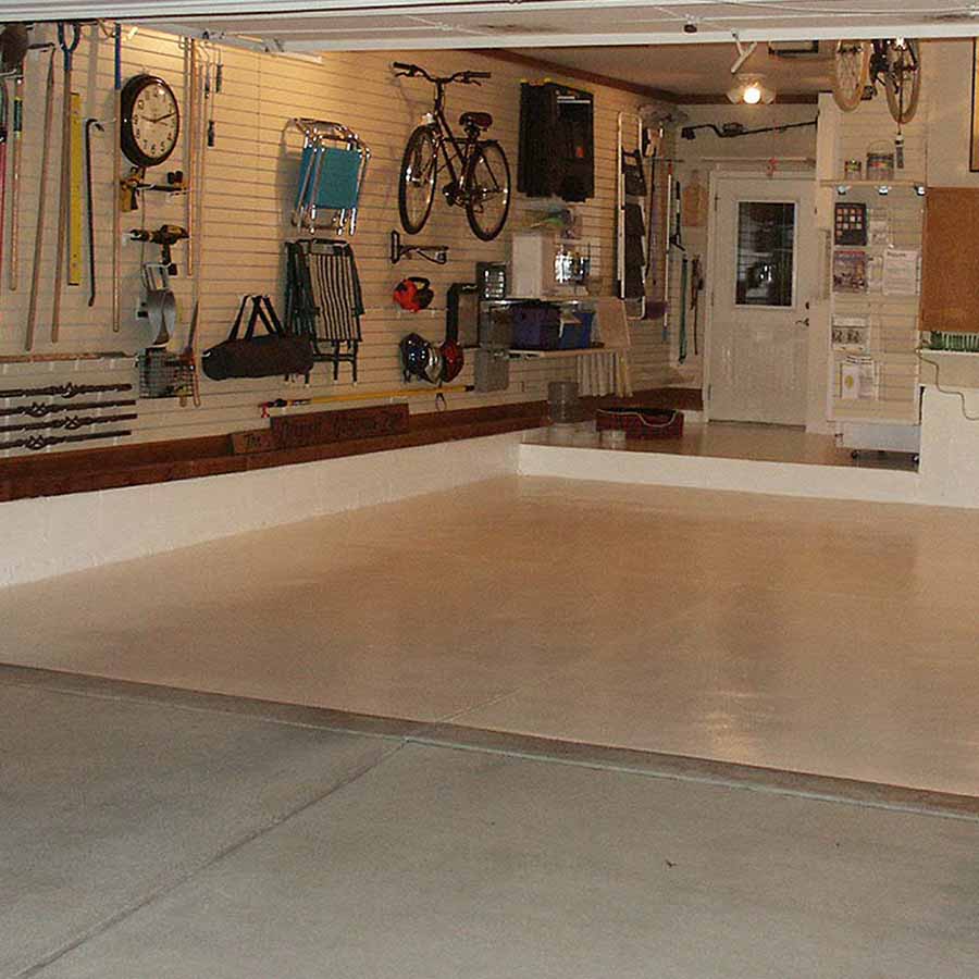 Durable concrete garage floor paint. Suitable for domestic environments
